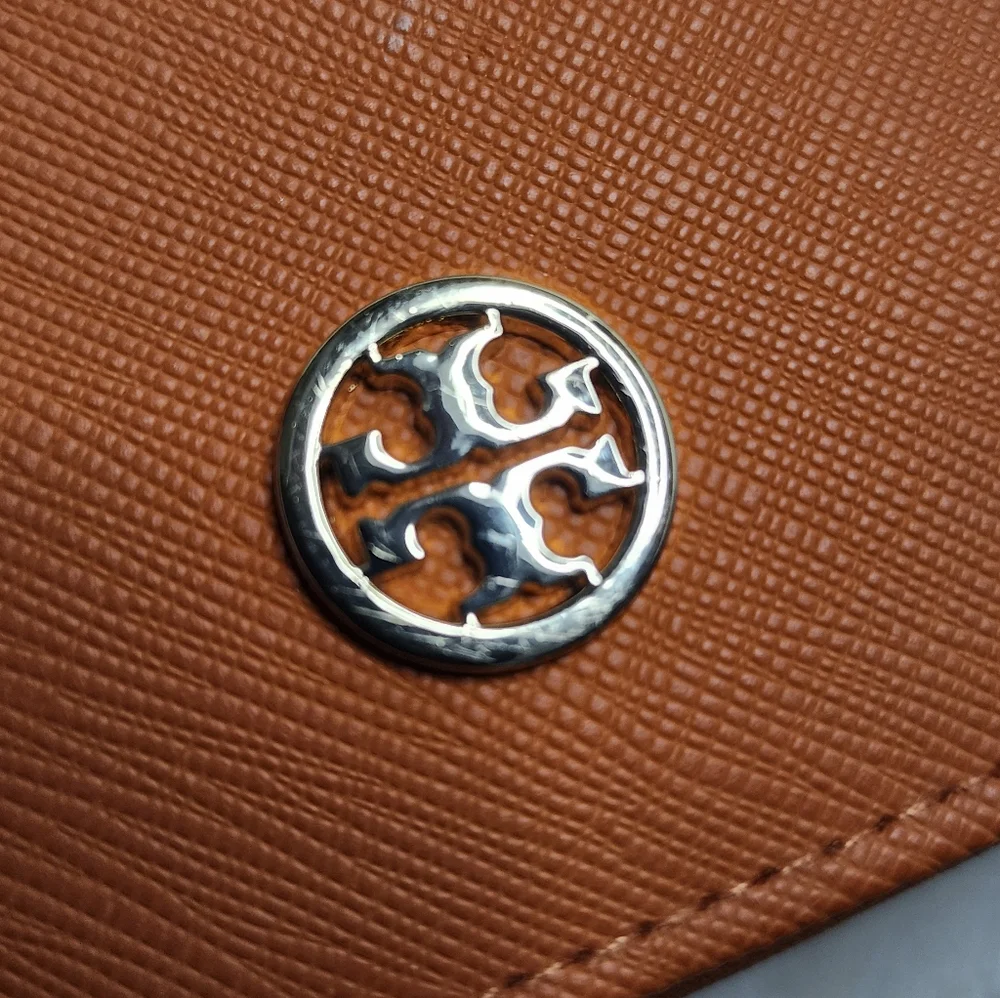 TORY BURCH SAFFIANO LEATHER ORANGE TRIANGULAR EYEGLASS CASE LOGO SNAP